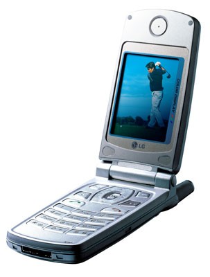 LG W7000